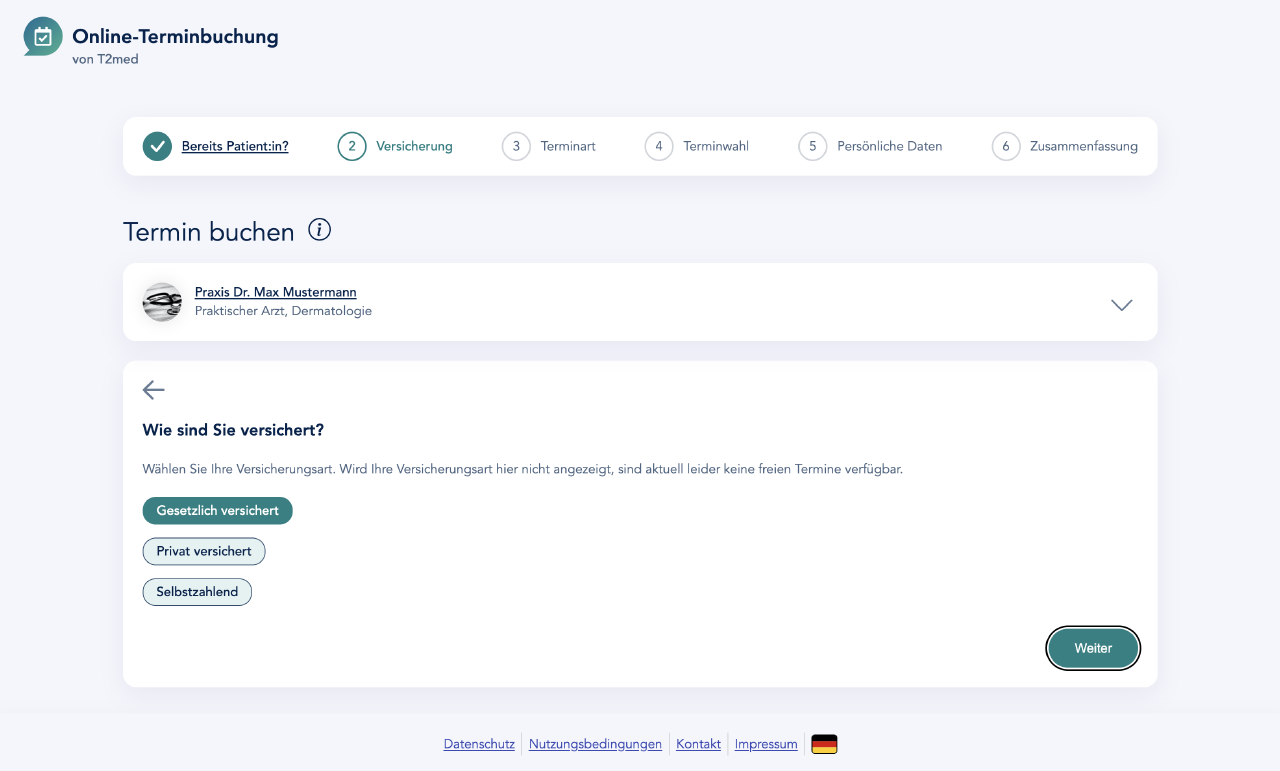 Screenshot von der neuen Online-Terminbuchung. Es wird die Versicherungsart abgefragt. Die Schrift hat im Vergleich zu zuvor klarere Kontraste, das Layout ist verändert und die Informationen auf das Wesentliche reduziert.